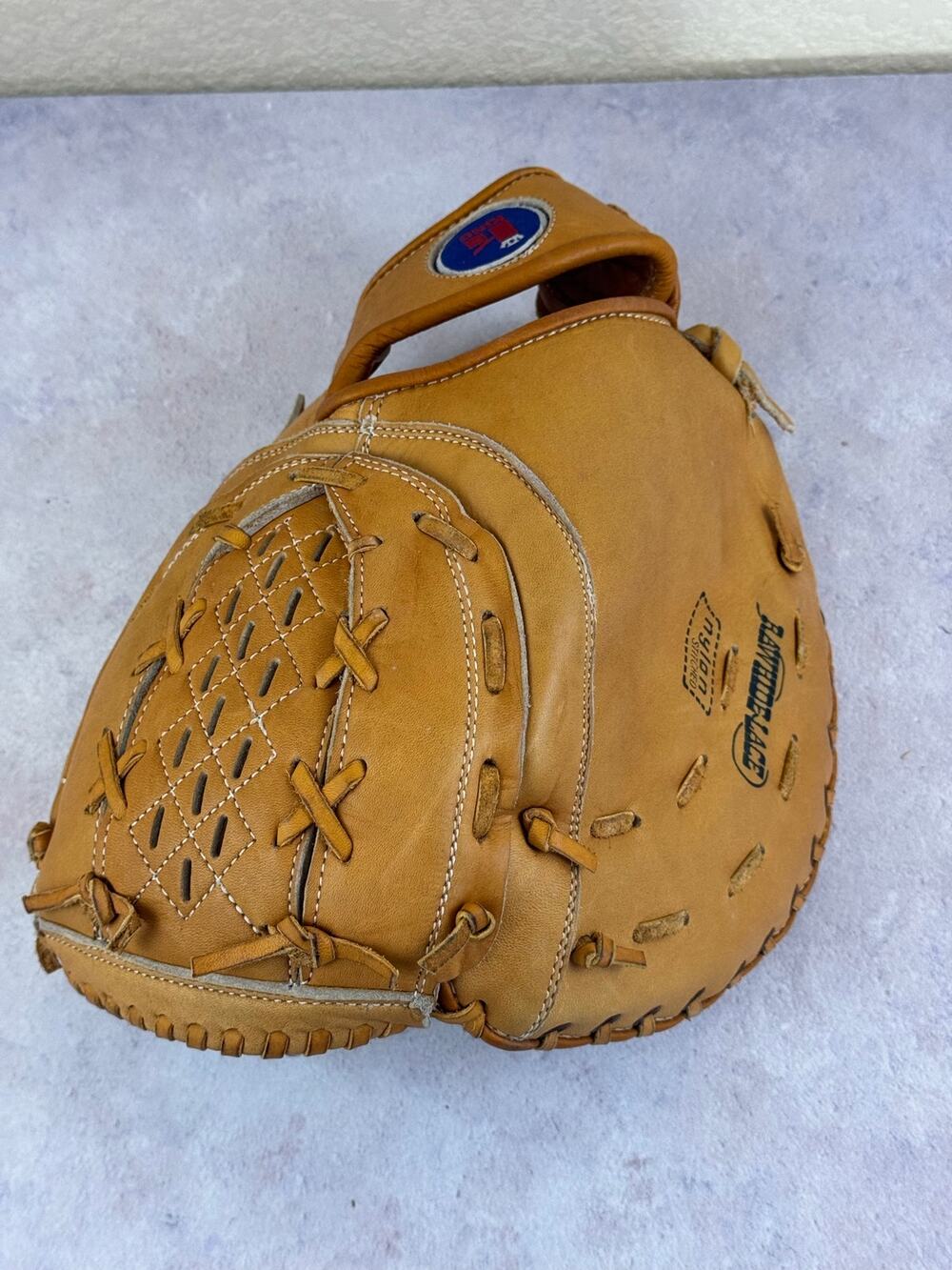 Vintage King First Base M.V.P. Dick Allen 5070 Right Hand Throw Baseball Glove